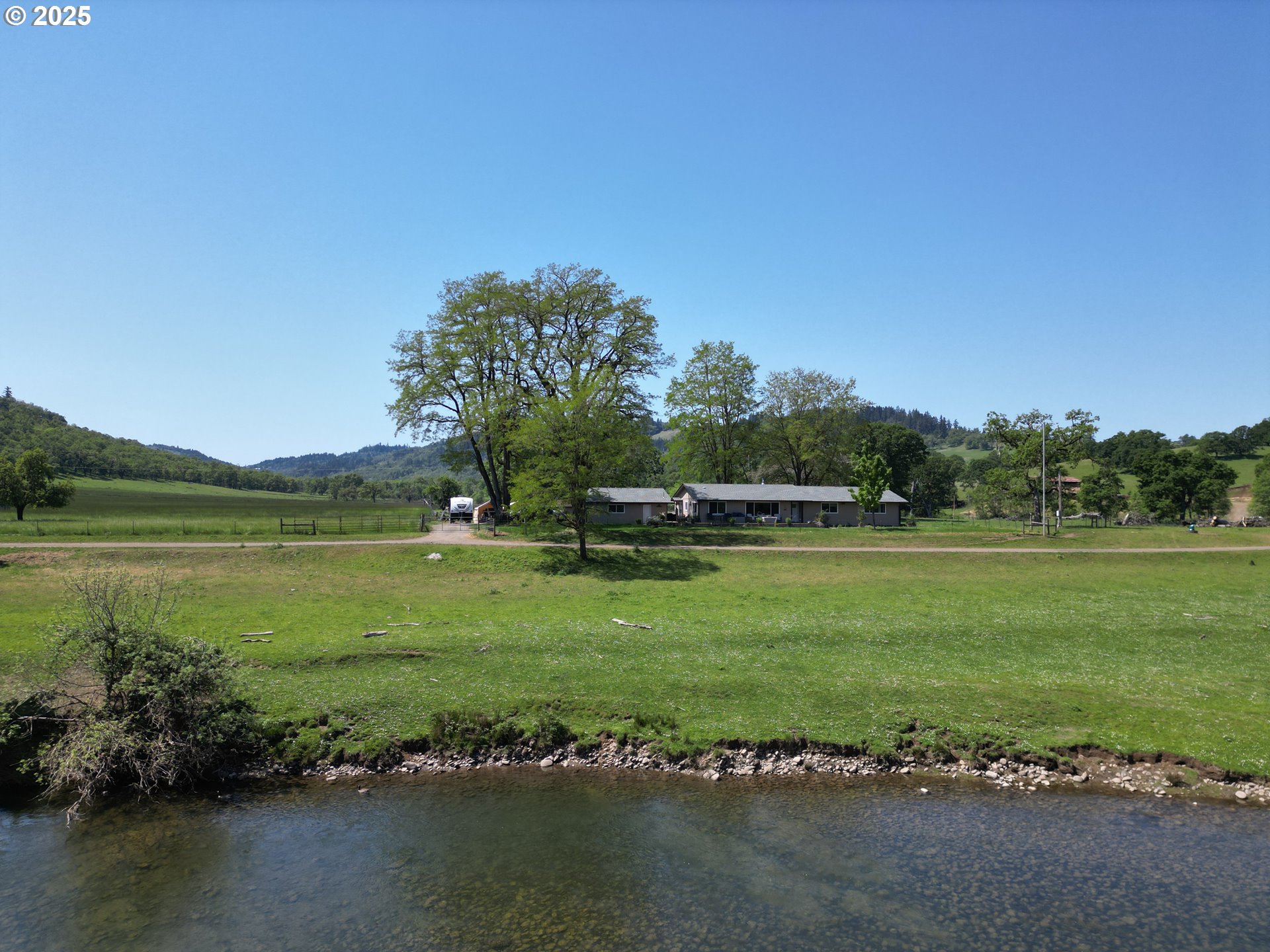 1104 Rio Nes Lane Roseburg, OR 97470 - Photo 35 of 47