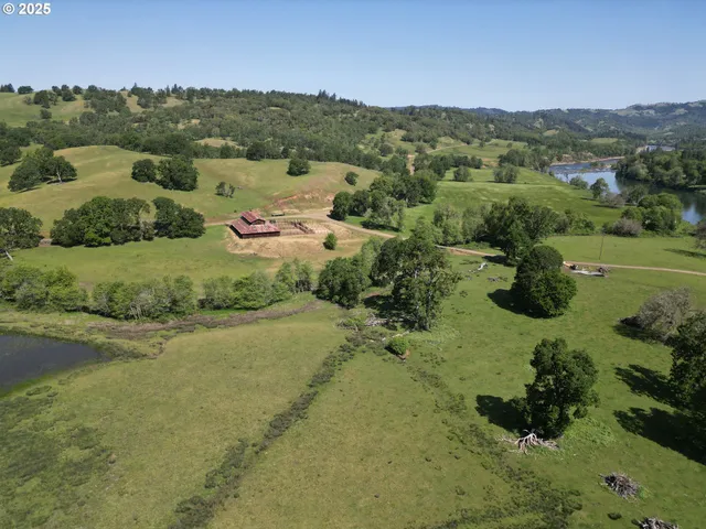 $5,495,000 | 1104 Rio Nes Lane, Roseburg, OR 97470