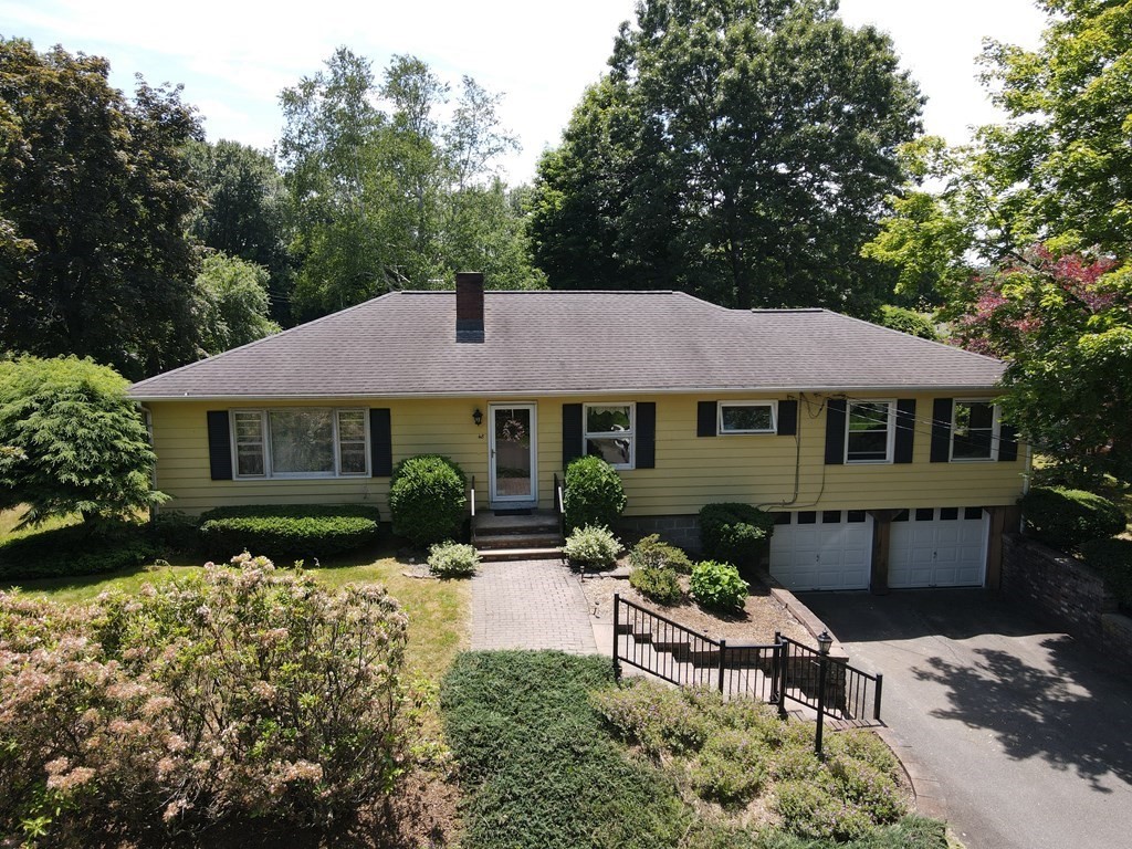 48 Burnham Road Greenfield, MA 01301 - Photo 1 of 31 Gallery Image 1