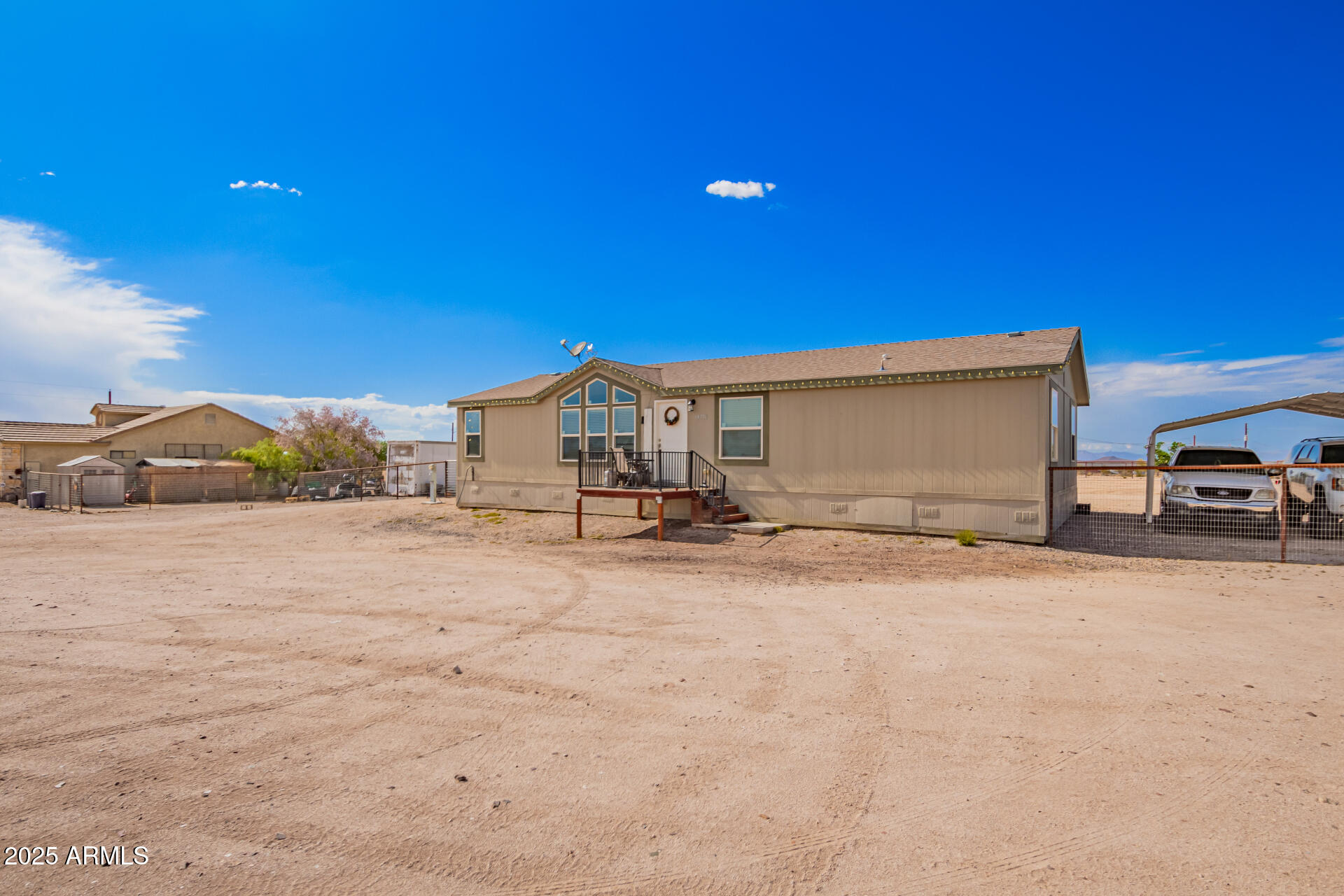 19790 East Firethorn Road Florence, AZ 85132 - Photo 5 of 31 5 - Firethorn