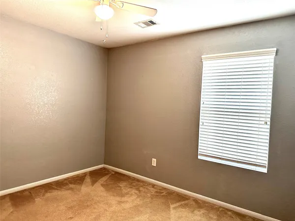 $1,725 | 16763 North Blue Jay Drive, Conroe, TX 77385