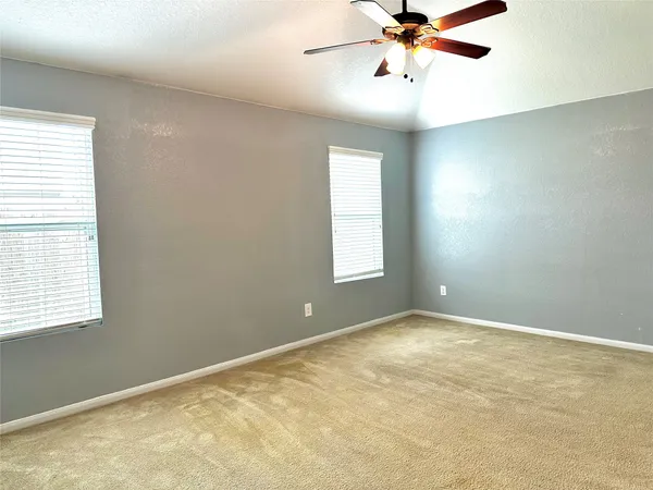 $1,725 | 16763 North Blue Jay Drive, Conroe, TX 77385