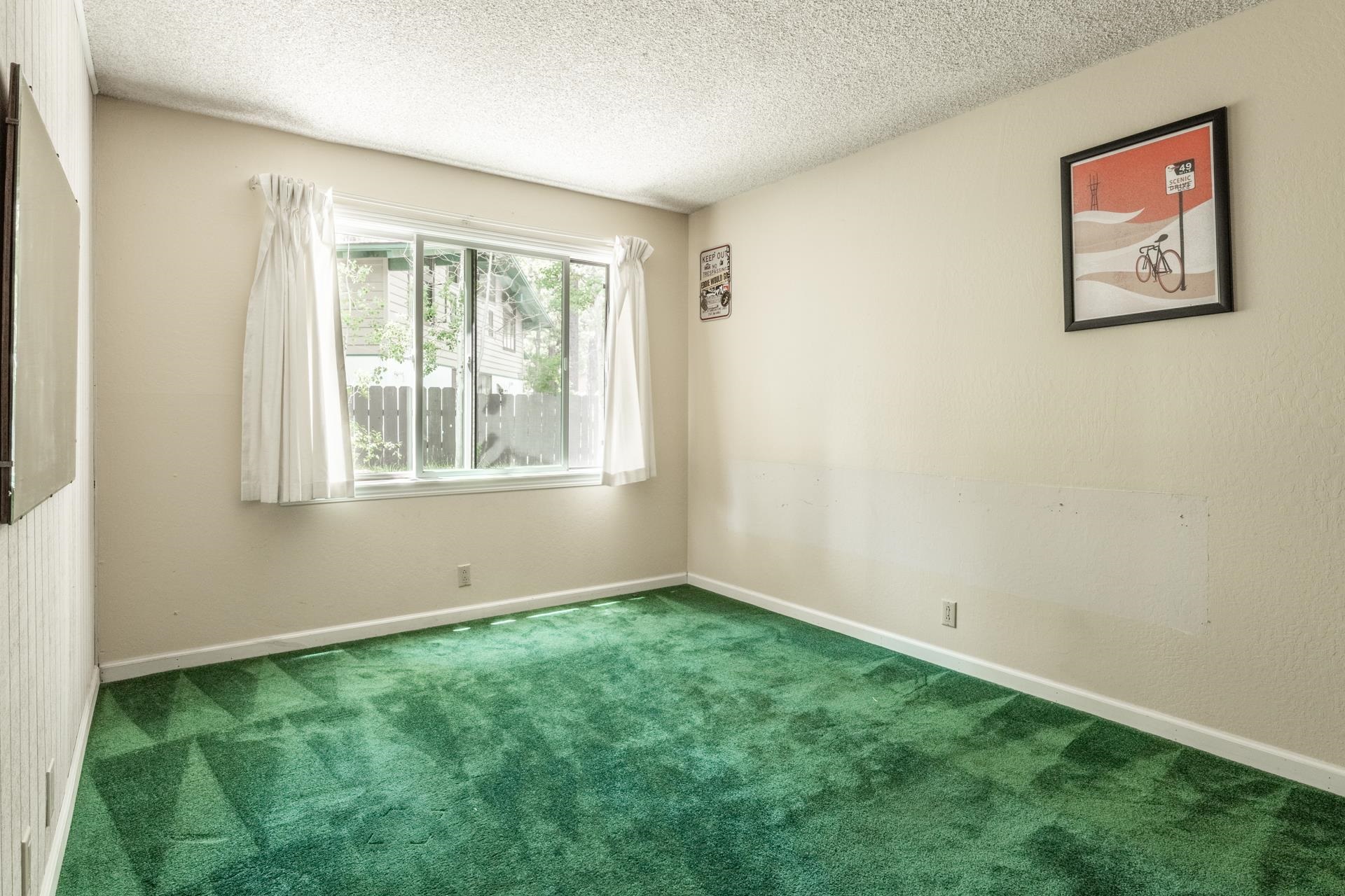 3251 Chateau Road, Unit 38 Mammoth Lakes, CA 93546 - Photo 20 of 50 a view of an empty room with window