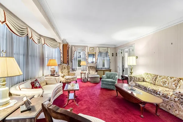 $450,000 | 154 Madison Avenue, Holyoke, MA 01040