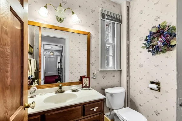 $450,000 | 154 Madison Avenue, Holyoke, MA 01040