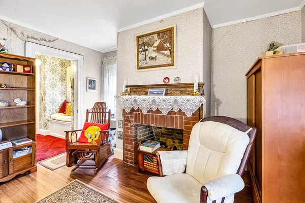 $450,000 | 154 Madison Avenue, Holyoke, MA 01040