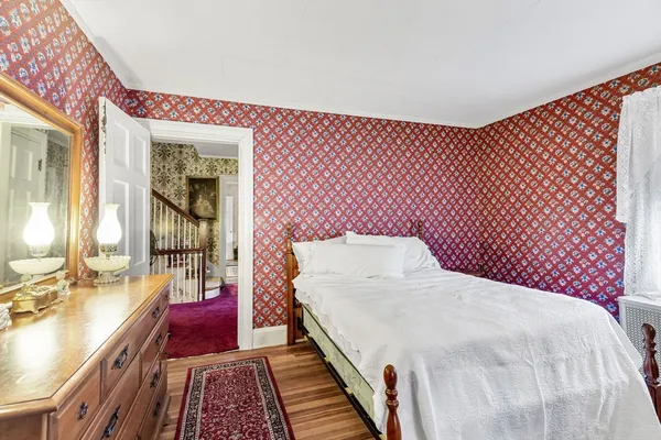 $450,000 | 154 Madison Avenue, Holyoke, MA 01040