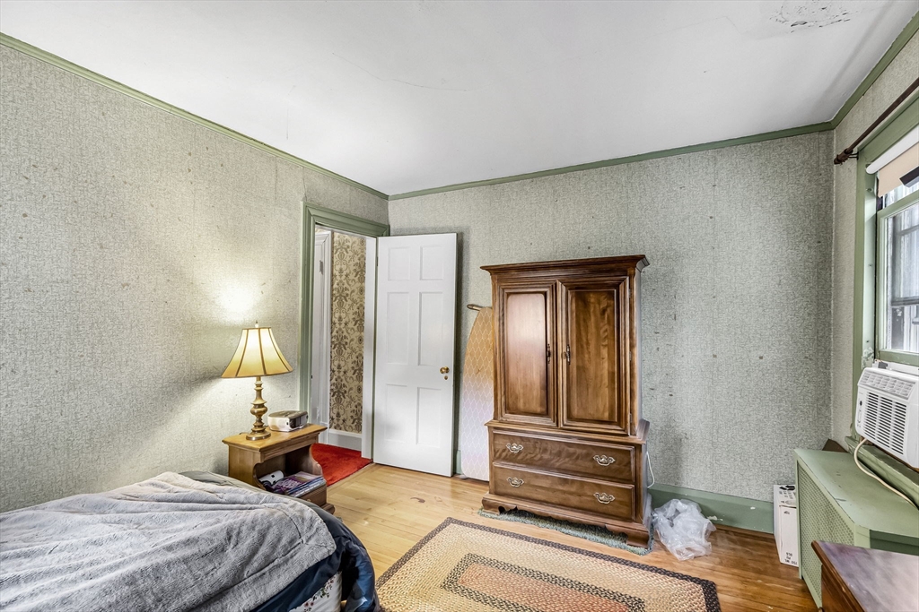 154 Madison Avenue Holyoke, MA 01040 - Photo 32 of 42