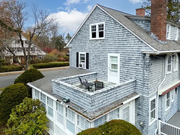 $450,000 | 154 Madison Avenue, Holyoke, MA 01040