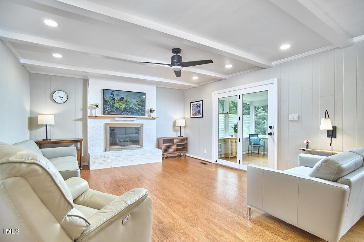 3629 Hope Valley Road Durham, NC 27707 - Photo 12 of 51 032