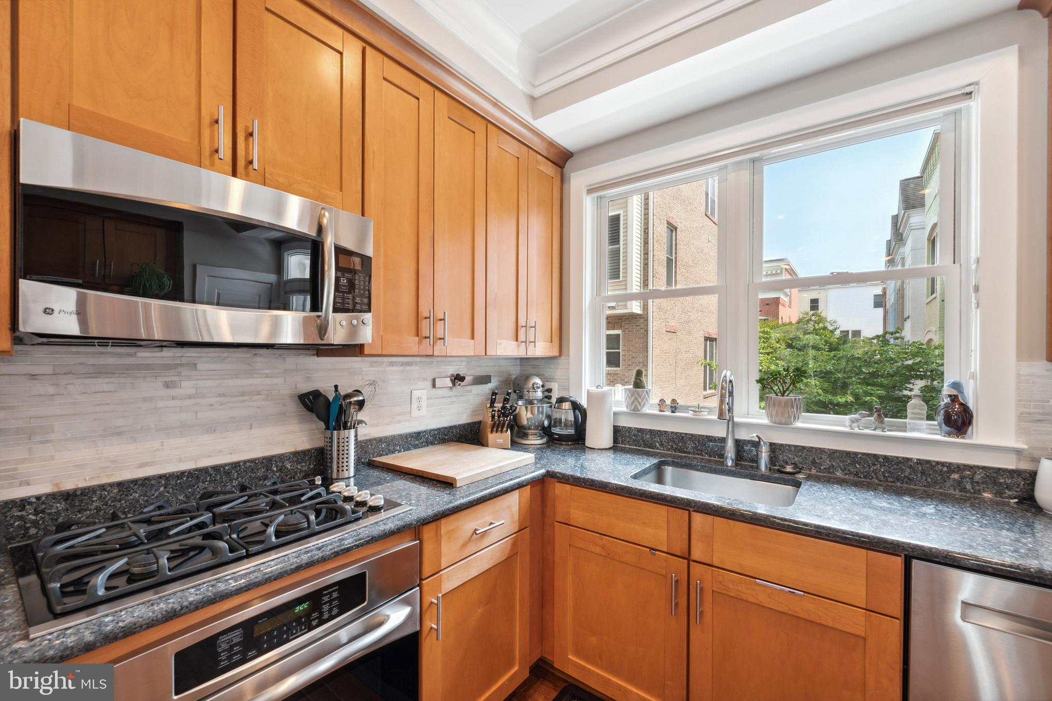 415 K Street Southeast Washington, DC 20003 - Photo 9 of 24