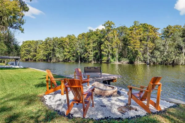 $899,000 | 511 South Riverhills Drive, Temple Terrace, FL 33617