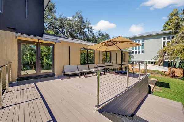 $899,000 | 511 South Riverhills Drive, Temple Terrace, FL 33617