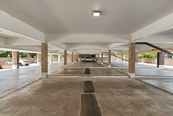 $1,200 | 3316 Guadalupe Street, Unit 309, Austin, TX 78705