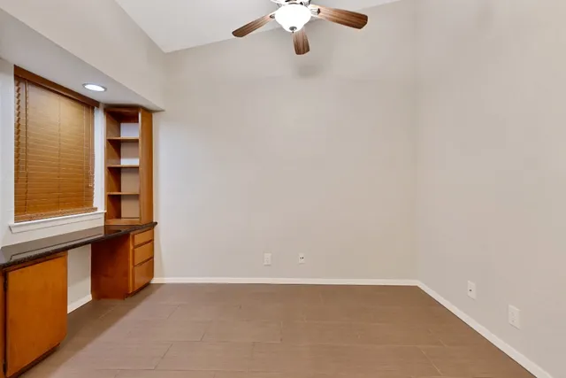 $1,200 | 3316 Guadalupe Street, Unit 309, Austin, TX 78705