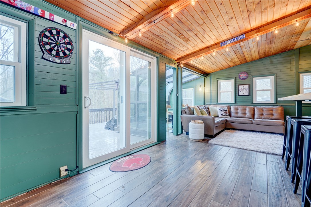 465 Holt Road Webster, NY 14580 - Photo 20 of 49