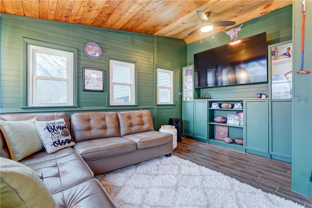 465 Holt Road Webster, NY 14580 - Photo 21 of 49