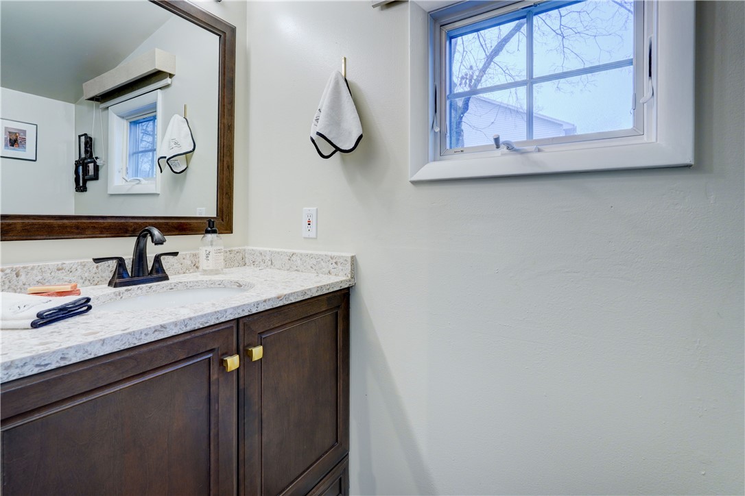 465 Holt Road Webster, NY 14580 - Photo 26 of 49