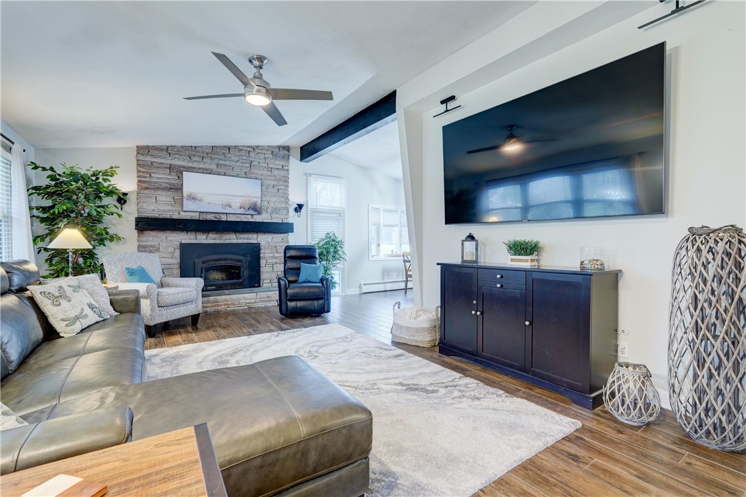 465 Holt Road Webster, NY 14580 - Photo 6 of 49