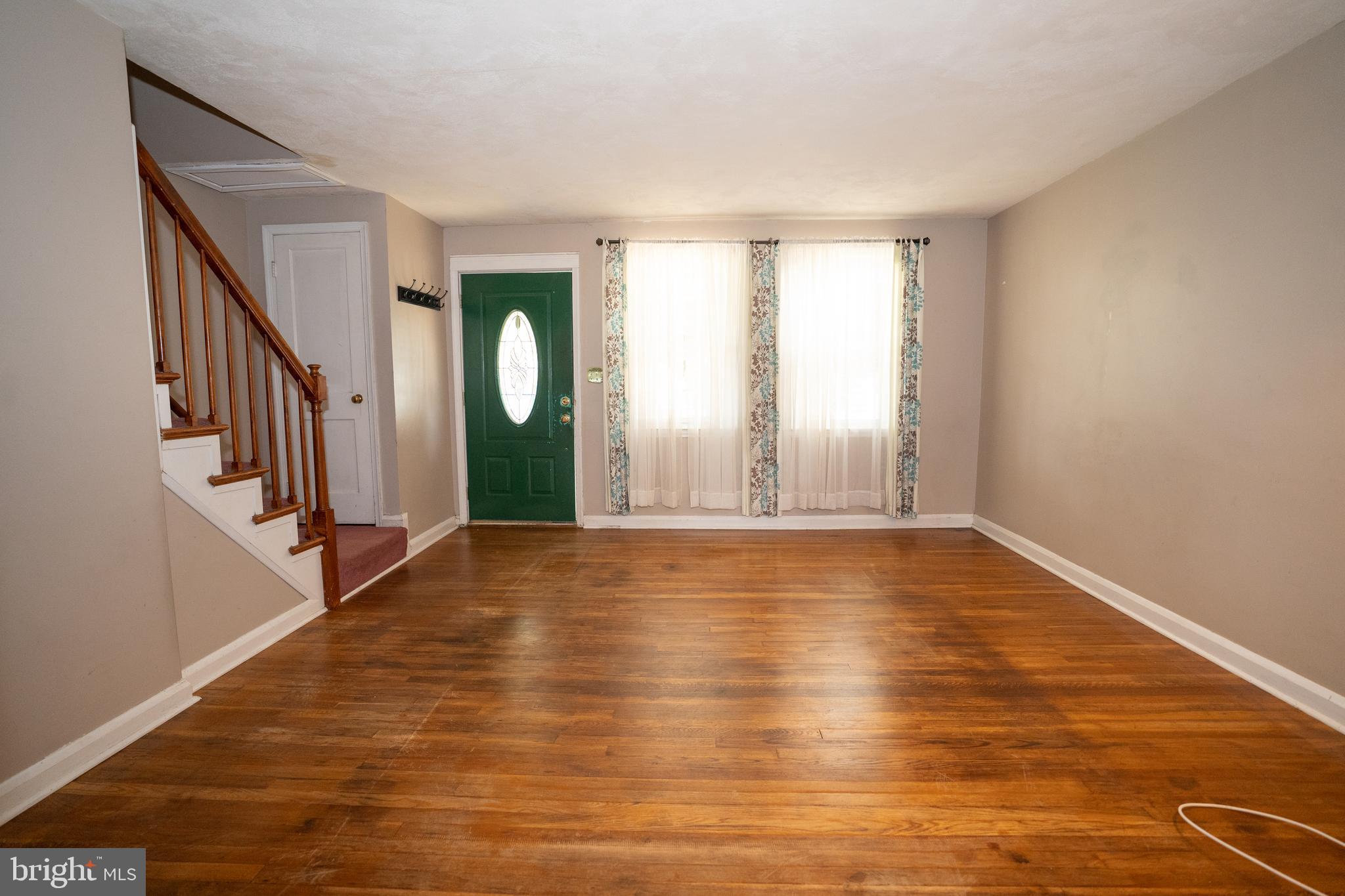 7325 Conley Street Baltimore, MD 21224 - Photo 2 of 30