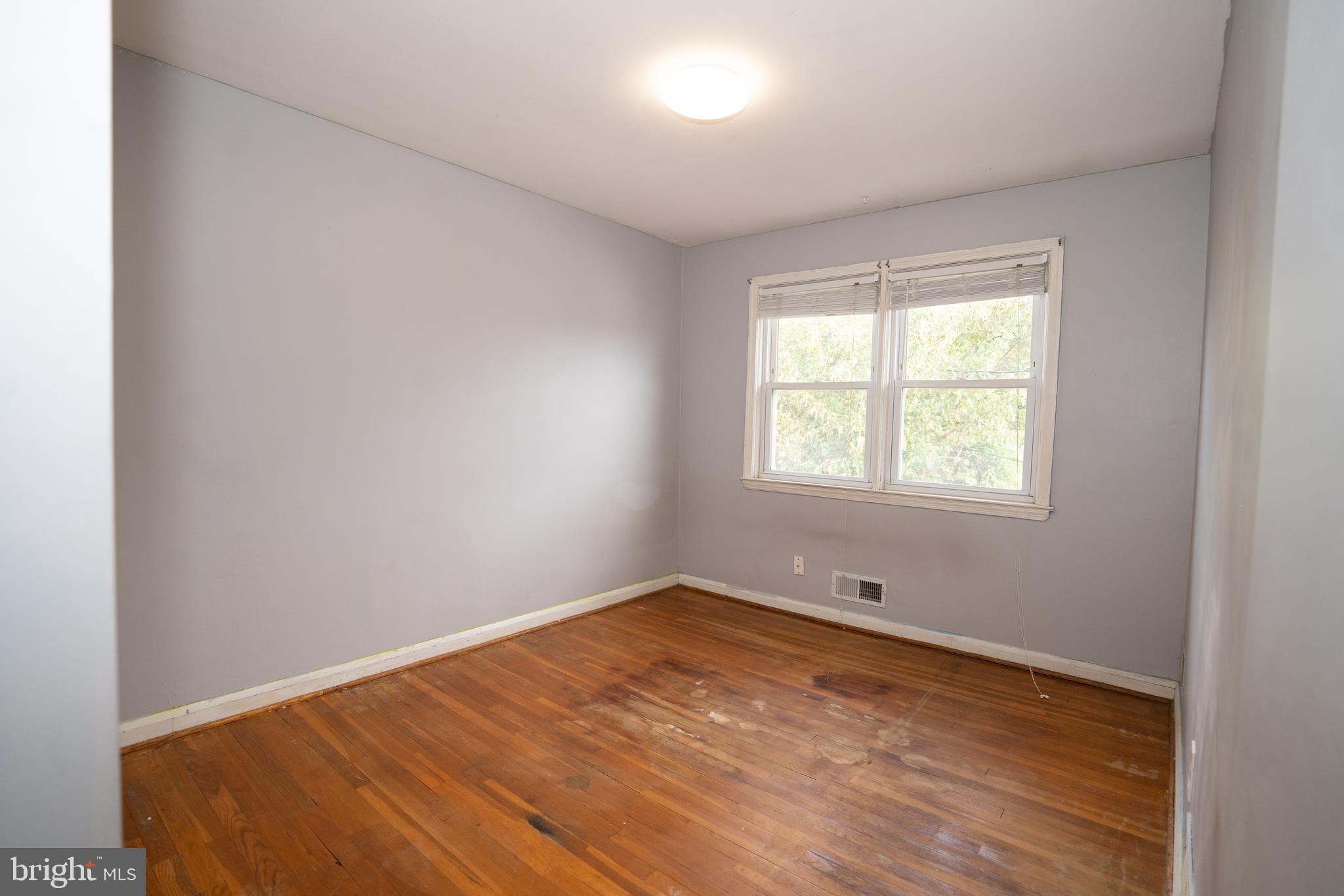 7325 Conley Street Baltimore, MD 21224 - Photo 13 of 30