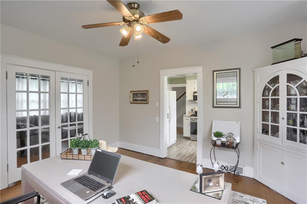 1441 Ridge Avenue Coraopolis, PA 15108 - Photo 11 of 25 Gallery Image 11