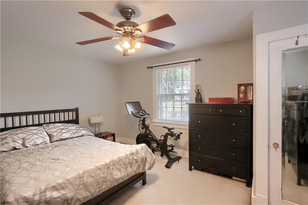 1441 Ridge Avenue Coraopolis, PA 15108 - Photo 16 of 25 Gallery Image 16