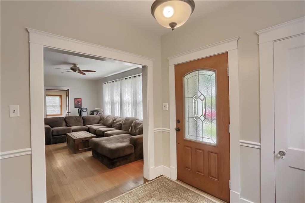 1441 Ridge Avenue Coraopolis, PA 15108 - Photo 4 of 25 Gallery Image 4