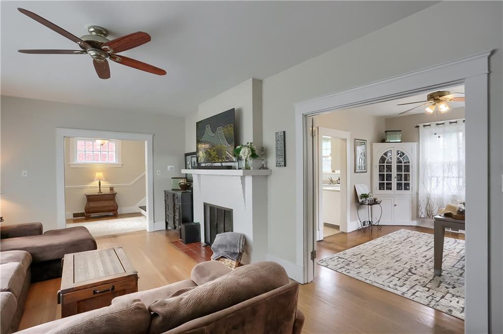 1441 Ridge Avenue Coraopolis, PA 15108 - Photo 5 of 25 Gallery Image 5