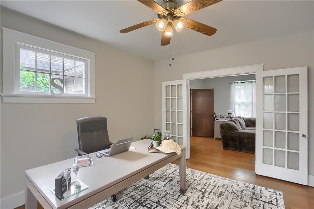 1441 Ridge Avenue Coraopolis, PA 15108 - Photo 9 of 25 Gallery Image 9