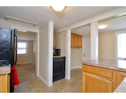 74 Wisteria Street Springfield, MA 01119 - Photo 11 of 28 Gallery Image 11