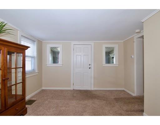 74 Wisteria Street Springfield, MA 01119 - Photo 16 of 28 Gallery Image 16