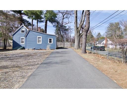 74 Wisteria Street Springfield, MA 01119 - Photo 2 of 28 Gallery Image 2