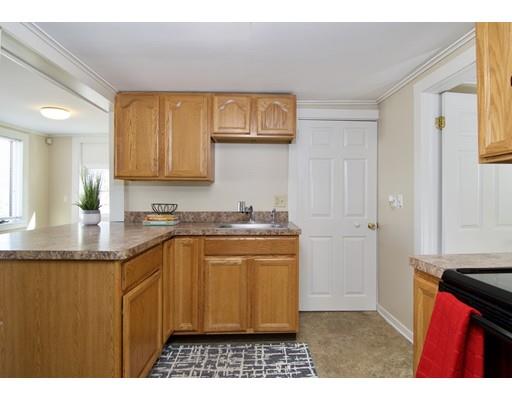 74 Wisteria Street Springfield, MA 01119 - Photo 6 of 28 Gallery Image 6
