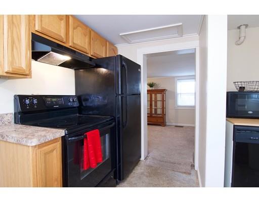 74 Wisteria Street Springfield, MA 01119 - Photo 9 of 28 Gallery Image 9