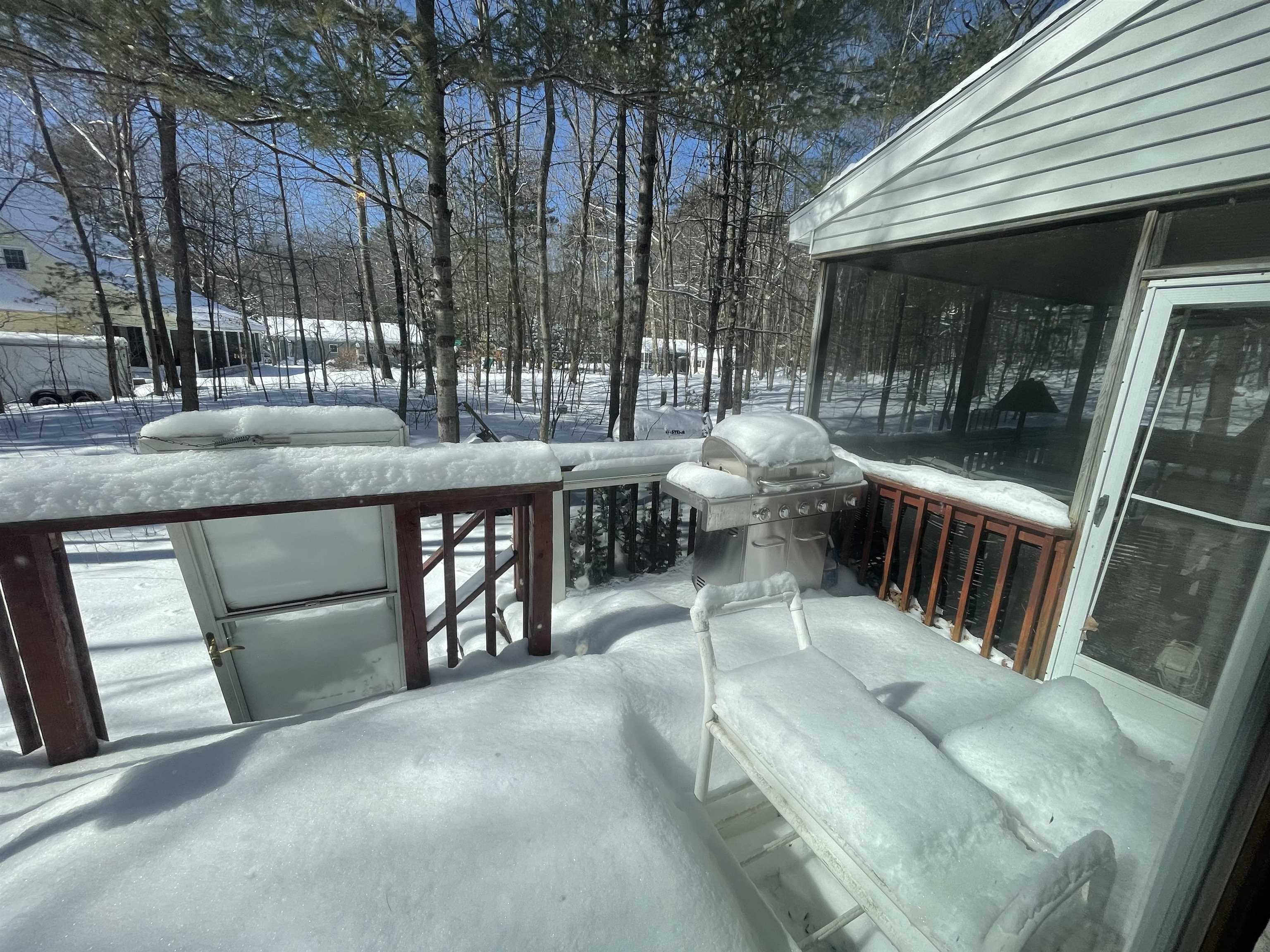 63 Regis Road Laconia, NH 03246 - Photo 3 of 32 Gallery Image 3