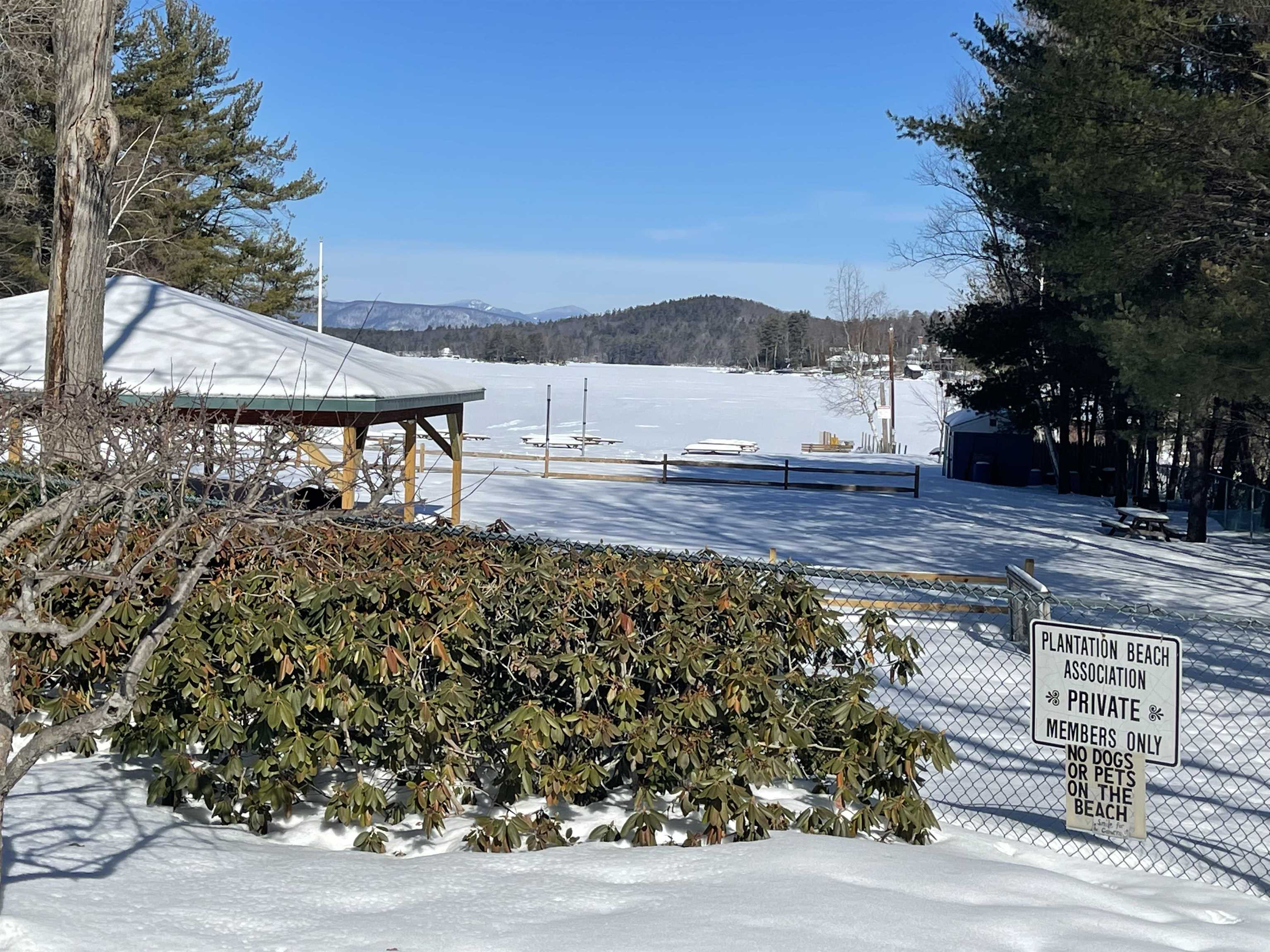 63 Regis Road Laconia, NH 03246 - Photo 5 of 32 Gallery Image 5