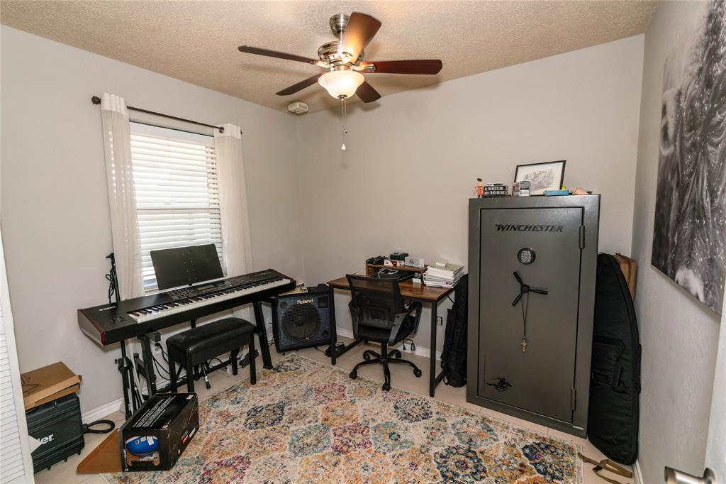 97 Wade Street Nocona, TX 76255 - Photo 12 of 17