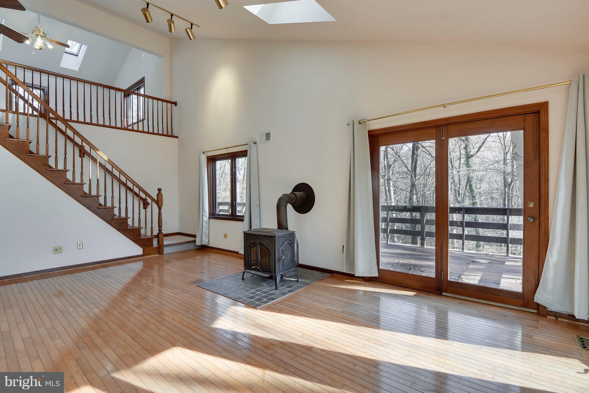 460 Farmington Road West Accokeek, MD 20607 - Photo 16 of 34 a view of a livingroom with wooden floor and furniture
