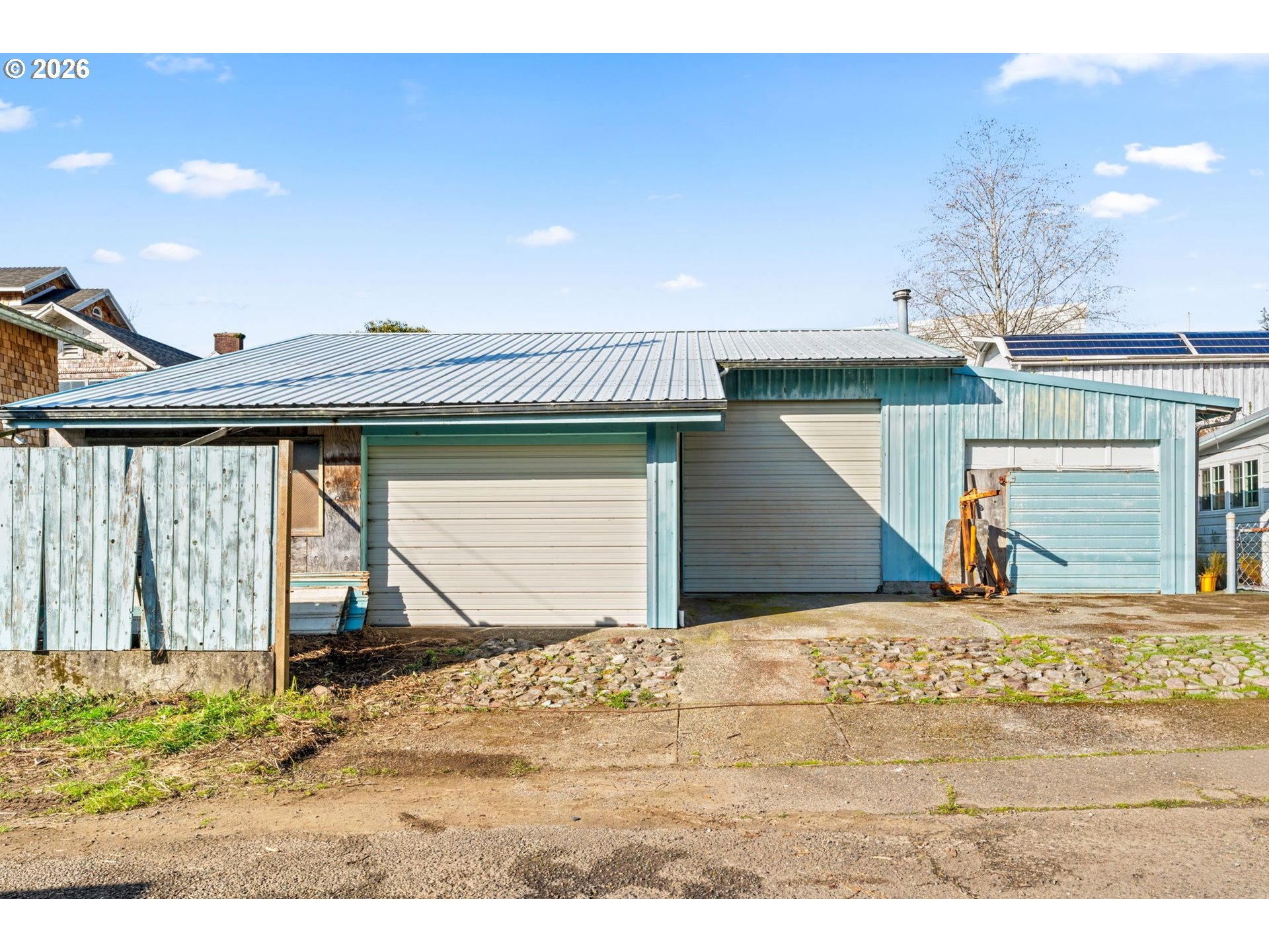 217 Pitt Street Gardiner, OR 97441 - Photo 2 of 12