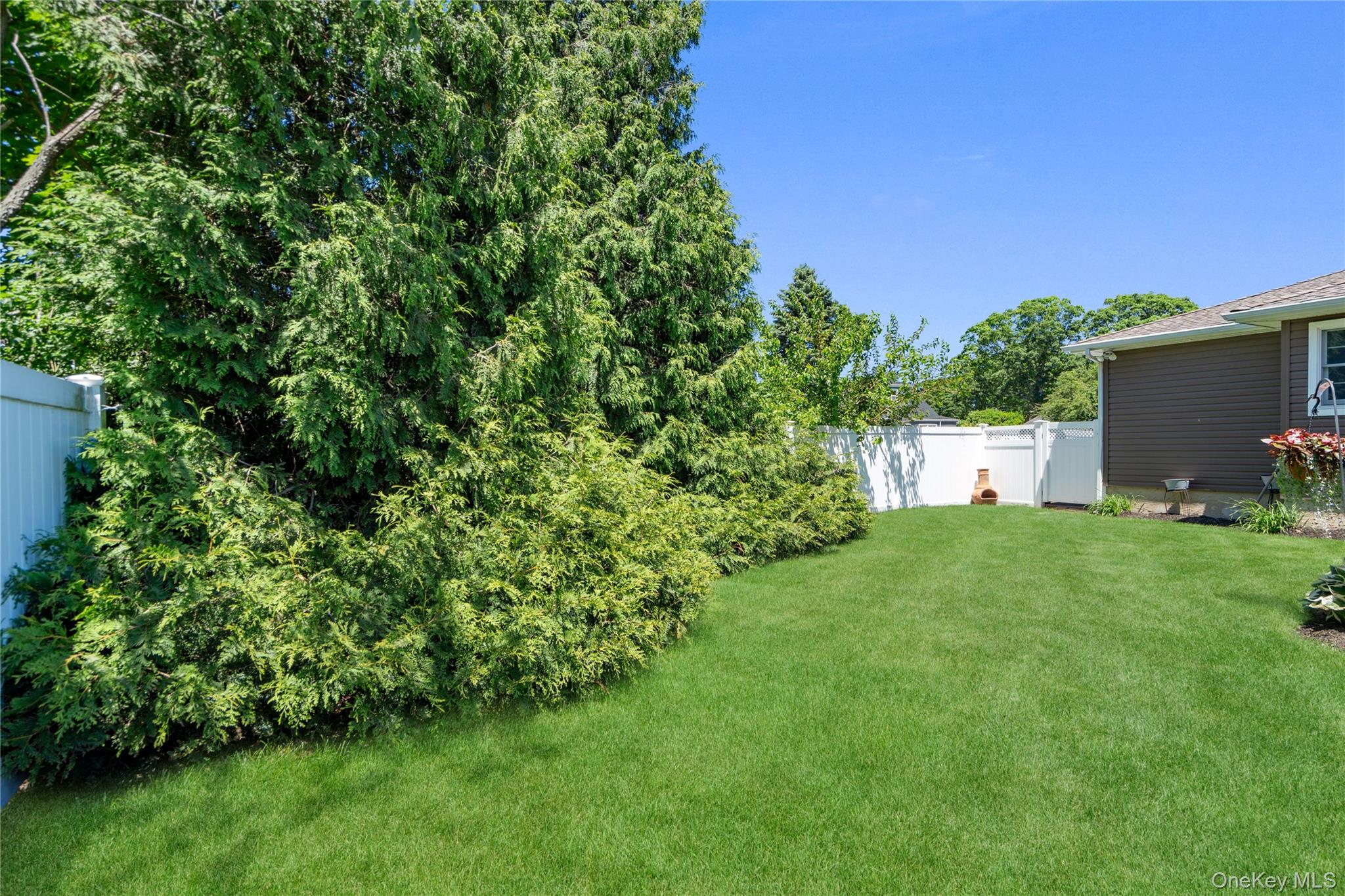190 Sexton Road West Babylon, NY 11704 - Photo 26 of 28 a view of a back yard
