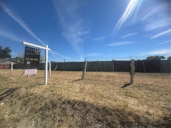 $150,000 | 4 East Ave Q4, Palmdale, CA 93591