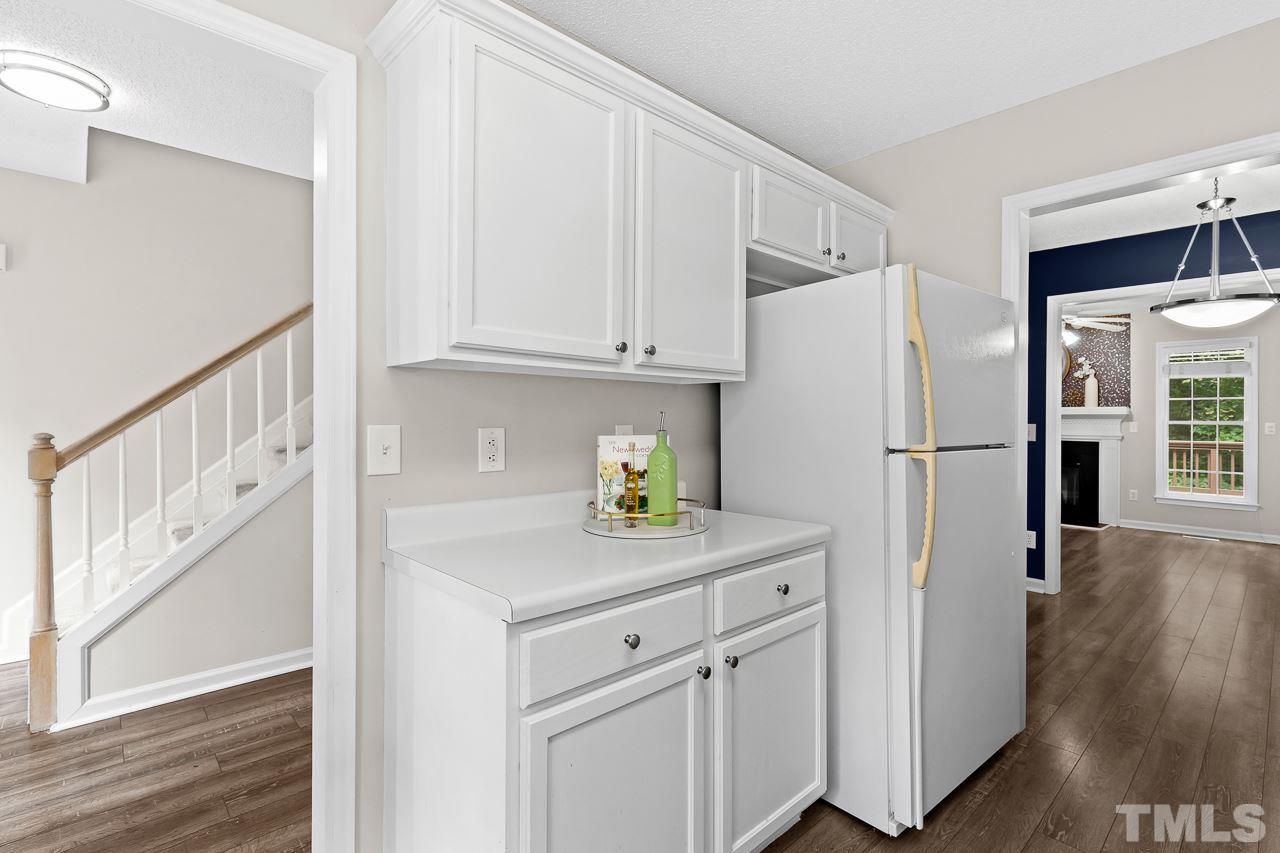6744 Queen Annes Drive Raleigh, NC 27613 - Photo 7 of 27