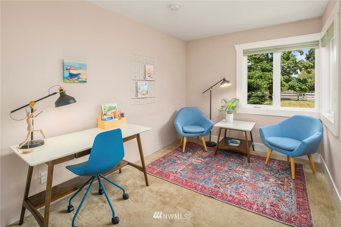5527 Southwest Point Robinson Road Vashon, WA 98070 - Photo 20 of 39 Gallery Image 20