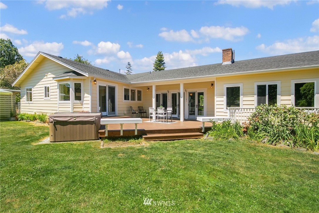 5527 Southwest Point Robinson Road Vashon, WA 98070 - Photo 21 of 39 Gallery Image 21