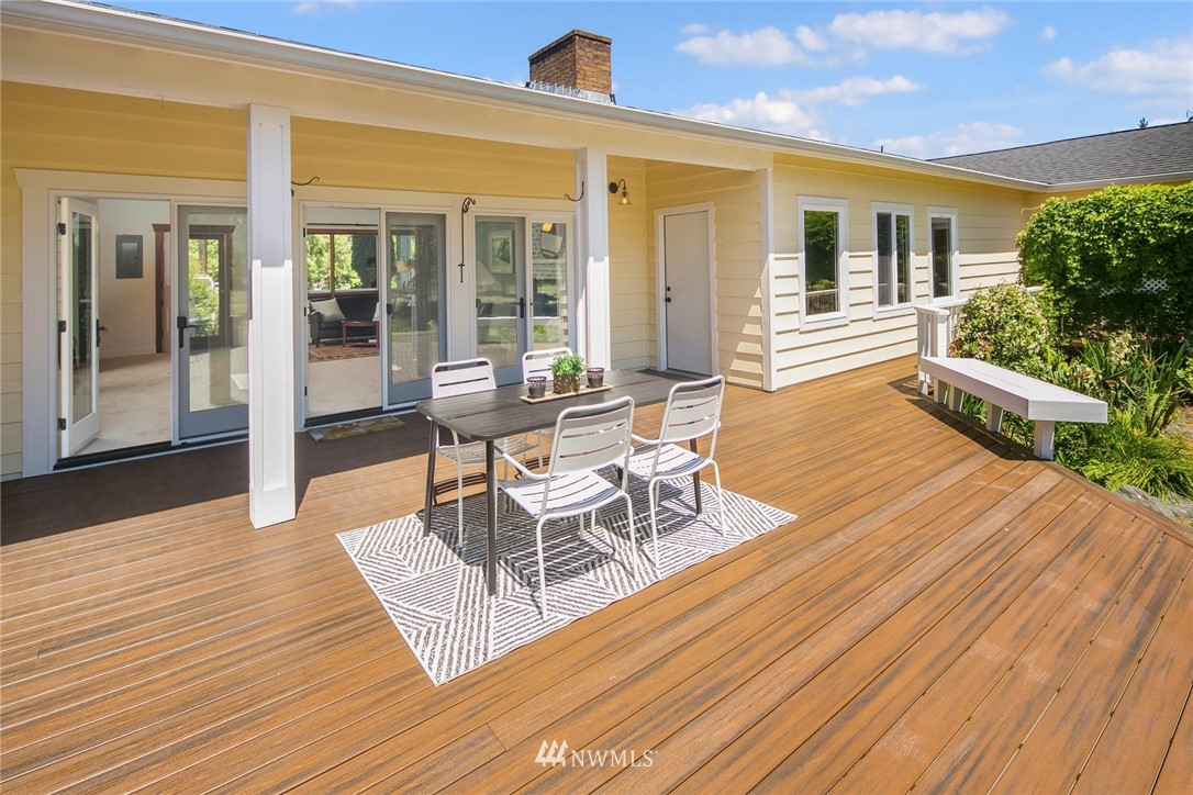 5527 Southwest Point Robinson Road Vashon, WA 98070 - Photo 22 of 39 Gallery Image 22