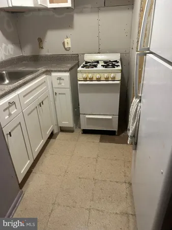 $290,000 | 346 Long Lane, Upper Darby, PA 19082