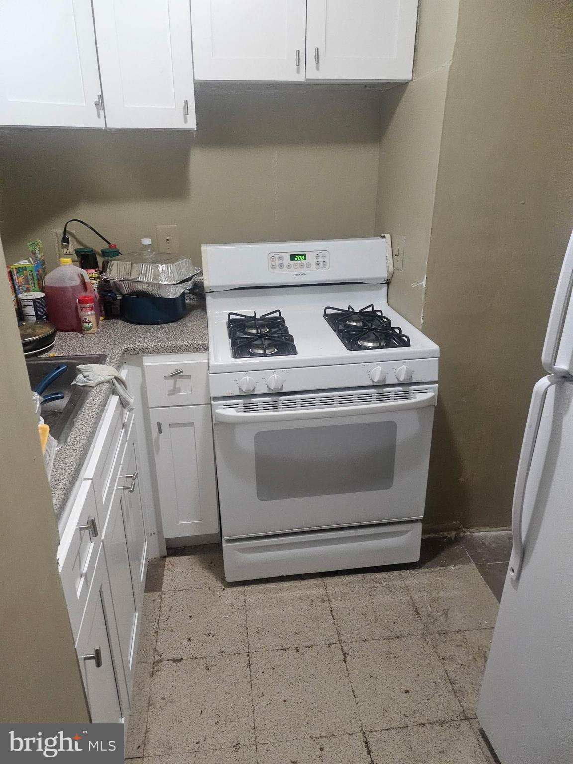 346 Long Lane Upper Darby, PA 19082 - Photo 12 of 14