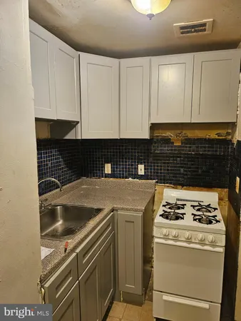 $290,000 | 346 Long Lane, Upper Darby, PA 19082