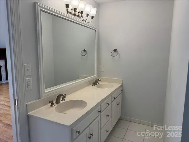 a bathroom with a bath tub